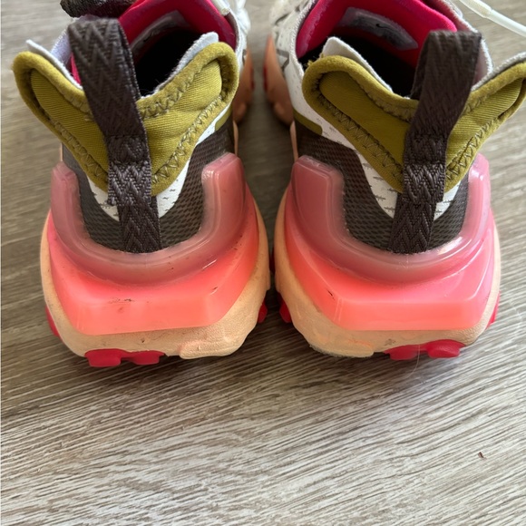 Nike React Vision - Picture 3 of 5